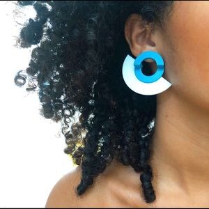 Luna Studs_MENEO earrings